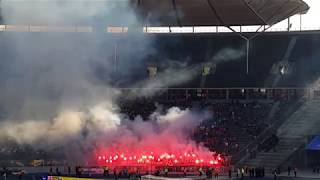 Hertha-Stimmung und Hannover-Pyro im Berliner Olympiastadion!