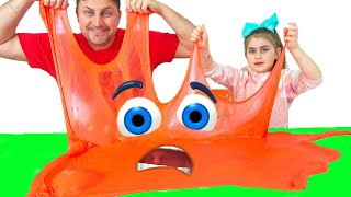 Alika and Maks make and play with giant slime video by Globiki