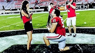 Georgia LB Jake Ganus Proposes to Girlfriend in Sanford Stadium After Game