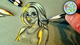 How to Draw GLOWING effect using Colored Pencils | Step by Step