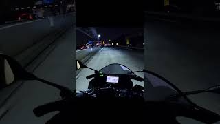 YZF-R25 Highway Merging Acceleration #shorts #yzfr25 #250cc #bike #yamaha #exhaustsound