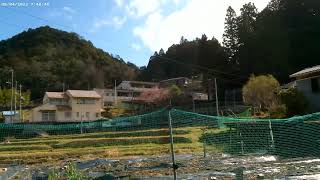 和歌山県伊都郡高野町花坂　鳴川大明神とお寺　そして母校花坂小学校。自然社本宮が大変お世話になった旅館があったところの近くで、ありがとうございます。皆様のご健康とご多幸をお祈りいたします。