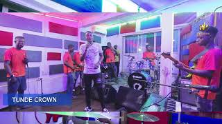 TUNDE CROWN HOT TUNGBA IN STUDIO!!!YOU CAN'T MISS THIS.🥰