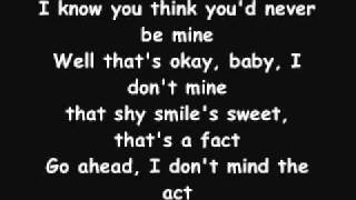 YouTube - Enrique Iglesias - Sad EyEs Lyrics.flv