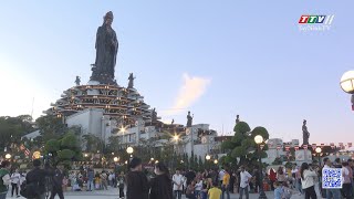 Đông đảo du khách đến Tây Ninh trong ngày đầu năm | TayNinhTV