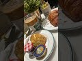 뉴욕에서 아침 즐기는 법~☀️ 한가한 일요일 8시 오픈하는 laduree madison avenue 그옆 ralph s coffee에서 아침식사 central park 산책