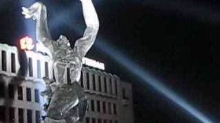 Plein-1940-lichtkrans om De Verwoeste stad, Zadkine