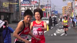 ２区の選手へタスキリレー　高城ホームワイド前