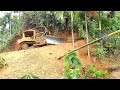 High Risk Work D6R XL Bulldozer Cutting Hill For Mountain Road Construction
