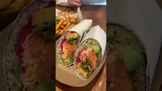 📍En Hakkore 2.0, Chicago - Sushi Salmon Burrito, Kimchi Bulgogi Fries, Sushi Taco