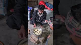 आज पहली बार घर पर momoes बनाए हम 😋 #minivlog #food