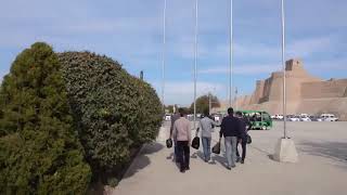 ХИВАДА ЧОЛ МАЗЗА ҚИЛИБ РАҚС ТУШАЁТГАНИНИ БИР КЎРИНГ!  old man dancing in the historic city of Khiva