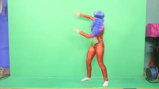 Jenny Milkowski Behind the Scenes Splits Comic-Con Promo (7-9-19)