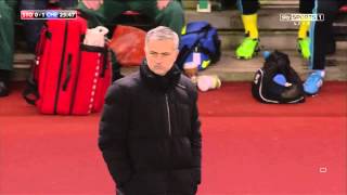 Mourinho's reaction at Stoke's best defender (Referee: Neil Swarbrick)