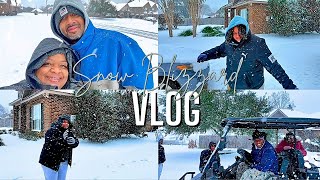 IT’S SNOWING!! | WE’VE NEVER SEEN THIS BEFORE | THIS IS CRAZY | RIDING ON THE GOLF CART IN THE SNOW