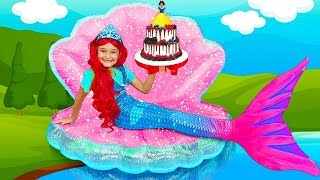 Sasha plays the princess contest and making her new room & dresses up as a mermaid