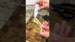 Put clothespins in a pair of scissors and you won't believe the result! #viralvideo #viralhacks