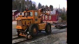 Green Mountain Railroad Interesting Maintenance of Way Equipment In Chester, VT 11/29/93