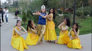 Radha Kaise Na Jale / Dance Group Lakshmi