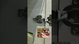 Automatic hinge