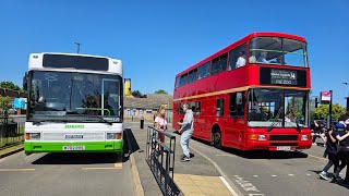 🚍*Preserved Thrash * Ex Seamarks M702 RVS Optare Vecta