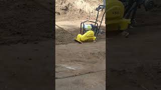 WooEye | Soil compaction by labors #shortvideo #shorts