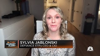 Stocks remain 'place to be' looking beyond 2023, says Sylvia Jablonski