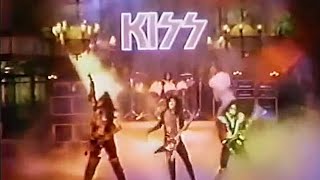 KISS Detroit Rock City Paul Lynde Halloween Special 1976 (Remastered)