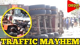 BREAKING NEWS‼️Major Traffic Disruption at Everady Nakuru-Kisumu Highway after Trailer Overturned