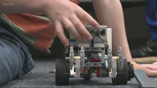 Summer camp has kids coding robots