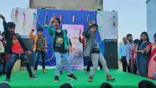 Ismart shankar title song dance performance by smart school students choreographer  raja rdx palasa