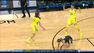 2018 03 02 Oregon vs Colorado Aina Ayuso dribbling