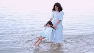 world best mother-daughter bond |mother and daughter having fun in Beach   @poojaofficial account