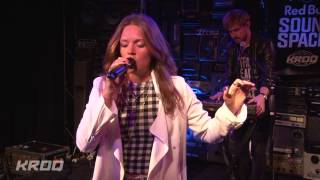 Tove Lo -  "Not On Drugs" Live at KROQ