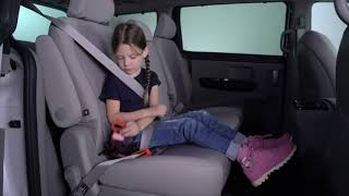 How to use the mifold Grab-and-Go booster seat in 4 easy steps