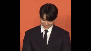 Jungkook's reaction about forgetting his award speech