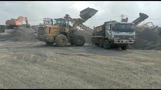 wheel loader SDLG L936H working Strong 💪💪💪 @ quarry.