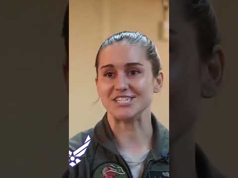 CAPT: Melanie Ziebart Flying F35B #shorts - YouTube