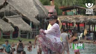 Veraneantes se van de gira a la refrescante playa de Pochomil