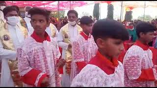 Feasta Mass Sr Rani Maria, Samandar Singh is participating in the Mass