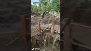 BANJIR BANDANG di Gunungsari Bondowoso, Belasan Rumah Terendam Banjir