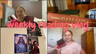 Weekly reading vlog/ Rereading six of crows, being in isolation \u0026 print wall