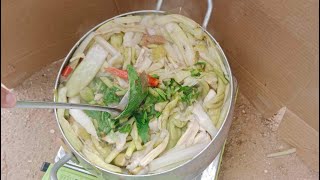 សម្លម្ជូរដៃកំប្លោក Local sour soup