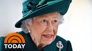 Queen Elizabeth's Doctors Say They Are 'Concerned For Her Health'