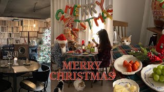 [vlog] 고양이들과 함께한 메리크리스마스 홈파티🐱🎄| 다이소와 네이버쇼핑으로 꾸민 5만 원대 크리스마스 파티 테이블🎁