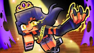 I'm the QUEEN of SCARY PROM in Minecraft!