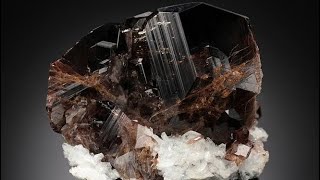 Unboxing Axinite Crystals Specimens || Skardo Pakistan