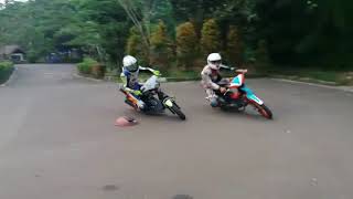 Latihan roadrace riset mp7 by #mueeza motoproducts #powernya joss