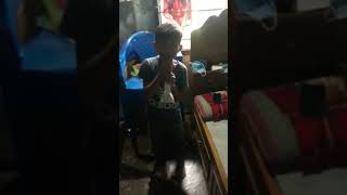 Phul butte sari cover by a little 7 years boy Asbin bharati please like, comment ,and share