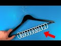 10 Amazing tricks with Clothes Hangers that are Really Useful